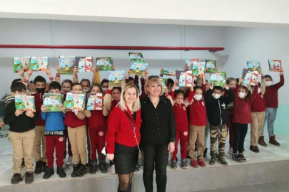 Büyük ödüllü yazar Havva Tekin Bursa’da miniklerle buluştu