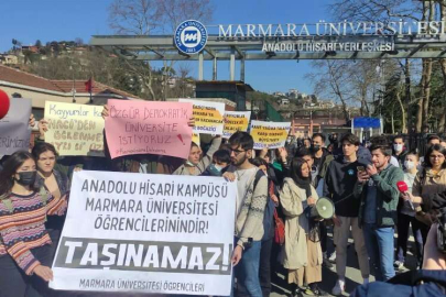 Marmaralı öğrenciler Anadolu Hisarı’nın Boğaziçi Kampüsü’ne devrini protesto etti