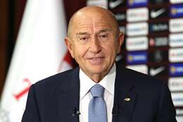 Türkiye Futbol Federasyonu Başkanı Nihat Özdemir istifa etti