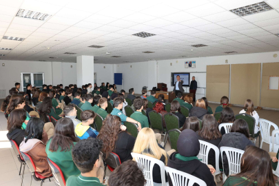 Liseliler, ‘Yaşayan geçmişi ile’ Bursa’yı tanıyor