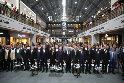 Mobilyanın başkentinde şölen başladı