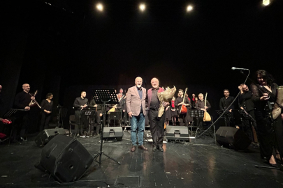 Nilüfer Türk Halk Müziği Korosu’ndan türkü şöleni