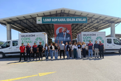Öğrenciler kapı kapı dolaşılarak halka çevre bilinci kazandırıyor