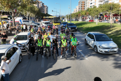 ‘Renkli pedallar’ sağlıklı bir çevre için çevrildi