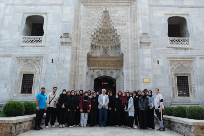 Yıldırımlı gençlerden tarihi yolculuk