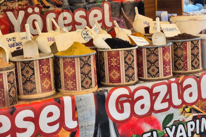 ESDER Bursa'dan yerel yönetimlere çağrı:Sabit Esnafımızın geleceğini gölgelemesin.