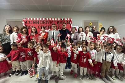 Nilüfer kreşlerinde Cumhuriyet sevinci