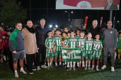 Osmangazi’de Cumhuriyetin ışığı sporla birleşti