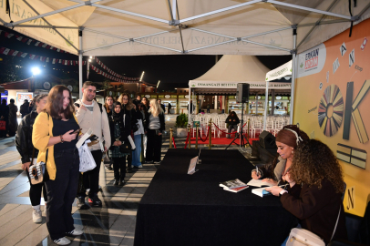Osmangazi Kitap Fuarı tüm hızıyla devam ediyor