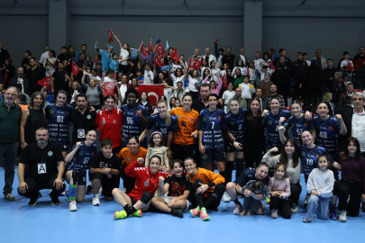 Bursa Büyükşehir Belediyespor EHF Avrupa Kupası’nda tur kapısını araladı