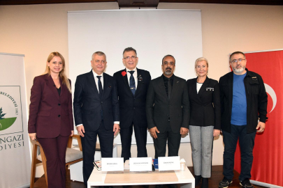 Osmangazi'de "Atatürk'ün Yaşamı, Düşünceleri ve Cumhuriyet Mirası" paneli