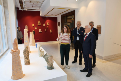 "Gözlerimin Önündesin" sanatseverleri ağırlıyor