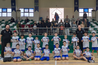 Kış Spor Okulları'nda sertifika heyecanı