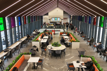 Gençler Genç Kafe’nin müdavimi oldu