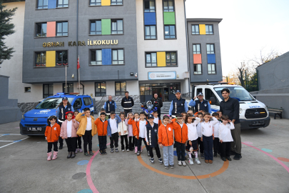 Osmangazi’de minikler zabıtanın görevlerini öğrendi