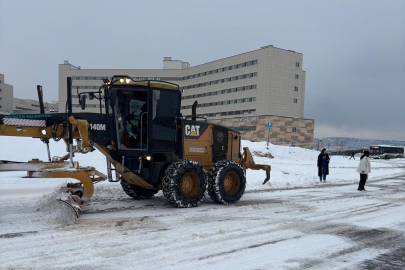 Nilüfer’de kar yağışına karşı kesintisiz mesai