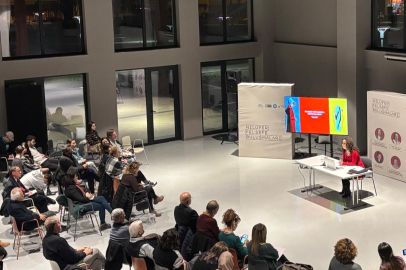 Nilüfer’de distopyada kadın kimliği tartışıldı