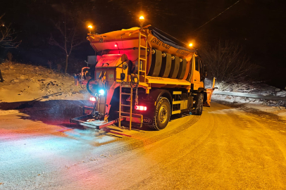 Osmangazi’de kar mesaisi aralıksız sürüyor