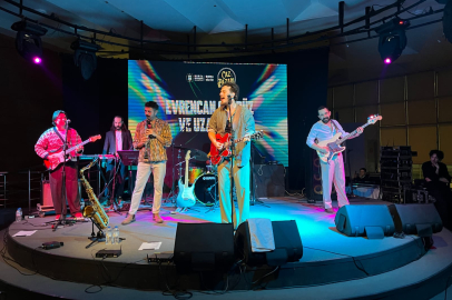 Bursa’da Evrencan Gündüz ile ‘Caz Pazarı’