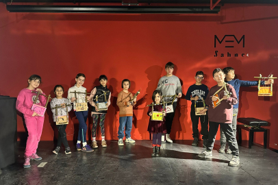 Çocuklar Nilüfer’de hayallerindeki liri tasarladı