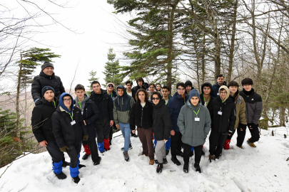 Osmangazi’de dijiders öğrencileri Uludağ kampıyla ödüllendirildi