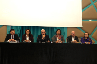 Başkan Şadi Özdemir, temizlik işçileri ile buluştu