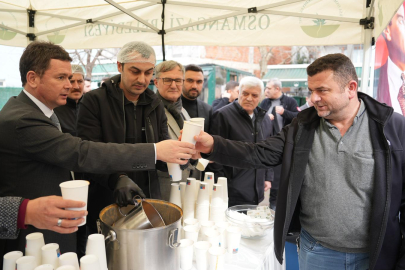 Osmangazi’de Cuma bereketi Mehmet Akif Mahallesi’nde paylaşıldı