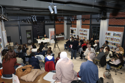 Seray Şahiner, son romanını doğduğu şehir Bursa’da anlattı