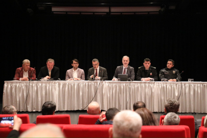 İnegöl’de 116 muhtarla istişare toplantısı yapıldı