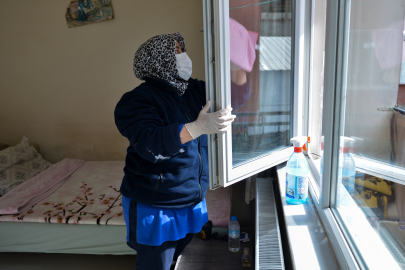 Bursa Büyükşehir evde bakım ve temizlik hizmetiyle gönüllere dokunuyor