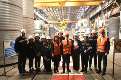 Başkan Bozbey'den kadın emekçilere anlamlı ziyaret