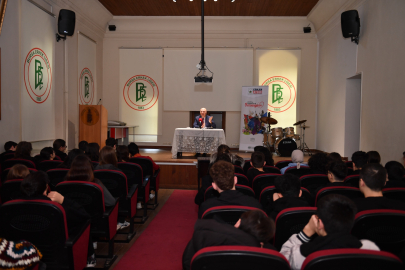 Öğrenciler Osmangazi Belediyesi ile Orhan Kemal’in dünyasıyla buluştu