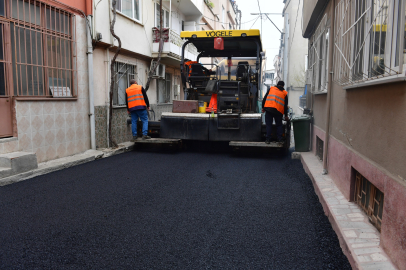 Osmangazi Belediyesi’nden Yeşilova mahallesi’ne yeni asfalt