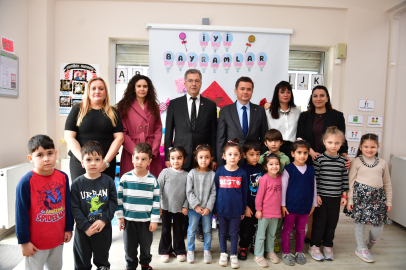 Başkan Erkan Aydın’dan çocuklara bayram ziyareti