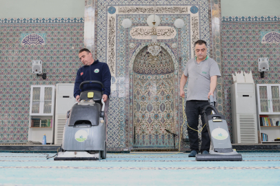 Osmangazi’de Camilerde bayram temizliği