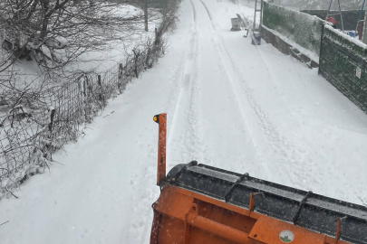 Osmangazi Belediyesi’nden bayramda karla kesintisiz mücadele