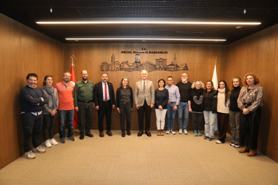 İspanyol misafirlerden İnegöl’ün ‘Nöbetçi Kitaphanelerine’ tam not