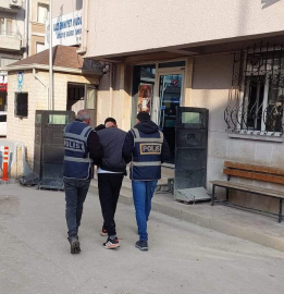 Bursa’da aranan şahıs polis operasyonuyla yakalandı