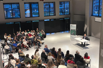 İznik Gölü’nün sular altındaki tarihi Pancar Deposu’nda konuşuldu