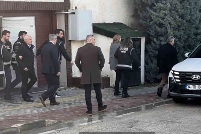 Bursa Büyükşehir Belediye Başkanı Bozbey gözaltına alındı