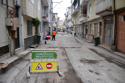 Osmangazi Belediyesi asfalt yenileme çalışmalarını sürdürüyor
