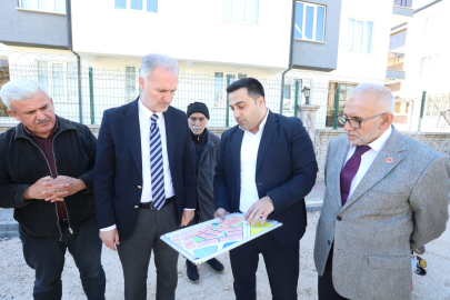 Yeni Mahallede 11 sokakta tretuvar çalışması sürüyor