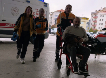 Bursa’da iki otomobil çarpıştı: 2 yaralı