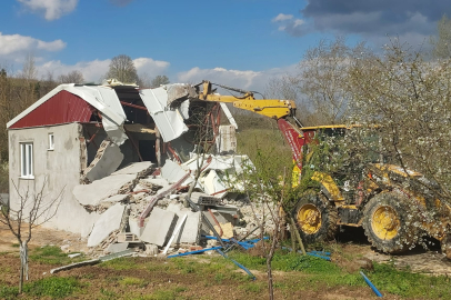 İnegöl’de kaçak yapıyla mücadele devam ediyor