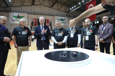 İnegöl’ün mucitleri robotlarını yarıştırdı