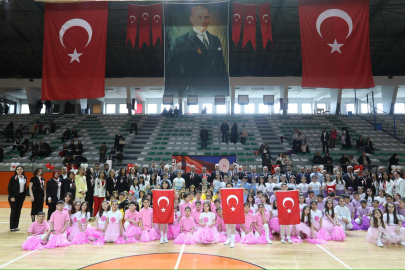 İnegöl’de 23 Nisan Ulusal Egemenlik ve Çocuk Bayramı coşkuyla kutlandı