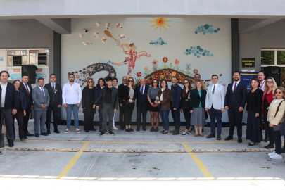 Nilüfer’de renkli dayanışma: Sanat ve sevgi panosu