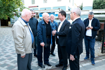 Başkan Erkan Aydın vatandaşlarla bayramlaştı