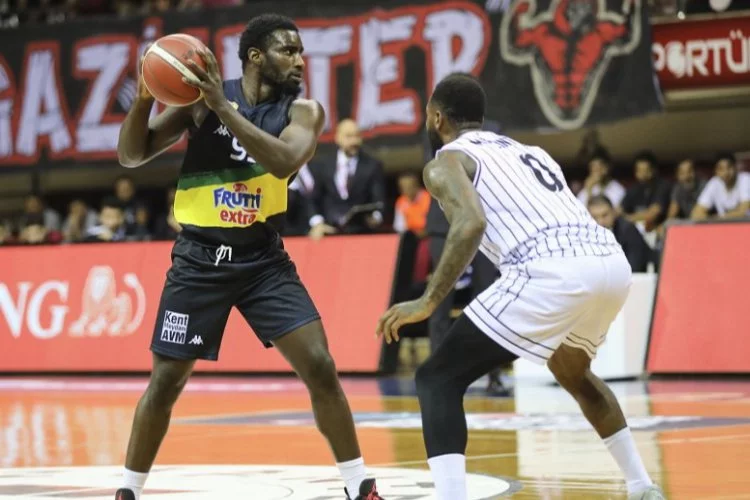 Bursaspor Basketbol takımı sezona galibiyetle başladı