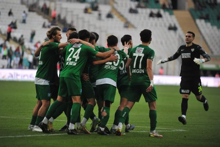 Bursaspor'dan galibiyetli final